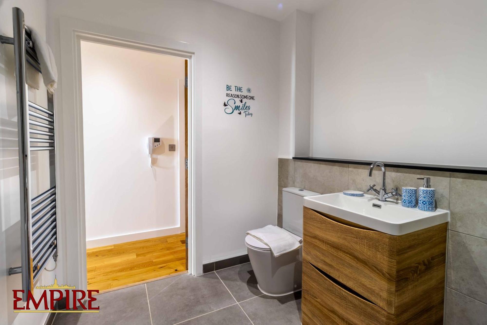 Stunning One Bedroom Duplex Apartment In Heart Of Jewellery Quarter Бірмінгем Екстер'єр фото